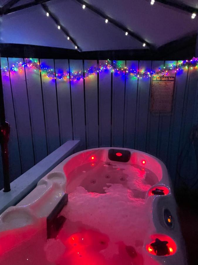Bankhead Accommodation With Hot Tub Aberdeenshire Gamrie Exterior foto