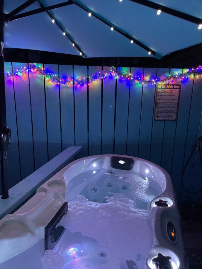 Bankhead Accommodation With Hot Tub Aberdeenshire Gamrie Exterior foto